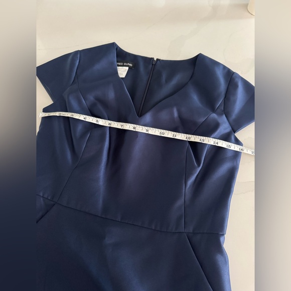 NEW | ALFRED SUNG | Cap Sleeve V-Neck Satin Dress In Midnight Blue | Sz 6 - Picture 7 of 8